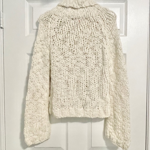 Saskia Knit Turtleneck Chunky Ivory Sweater - Picture 3 of 7